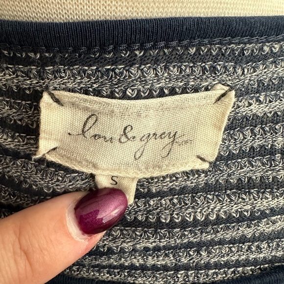 Lou and Gray Shirt, Size S, GUC - Picture 4 of 5
